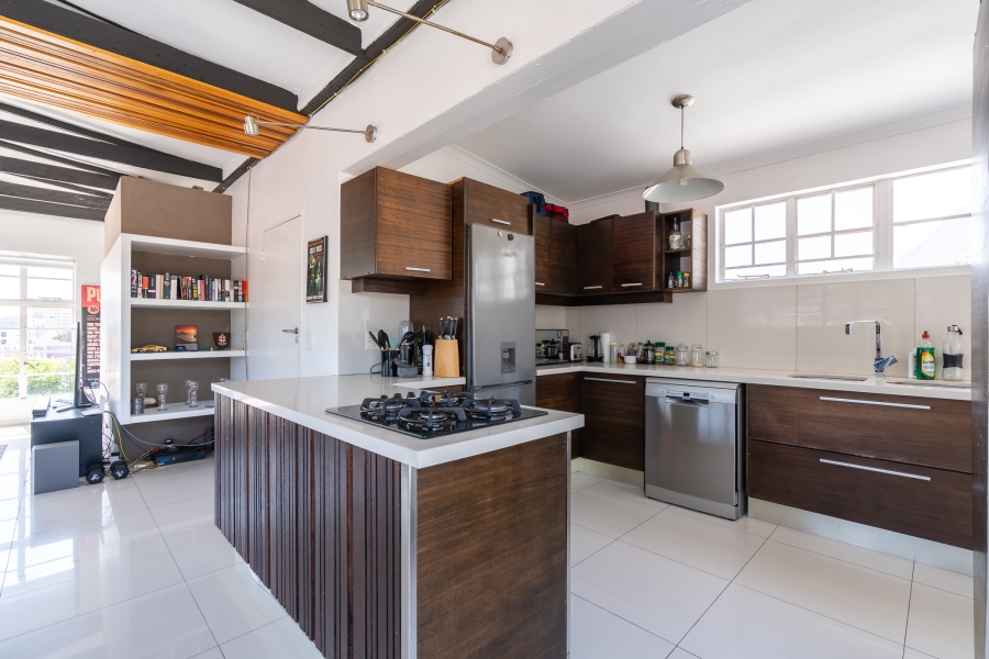 2 Bedroom Property for Sale in Gardens Western Cape